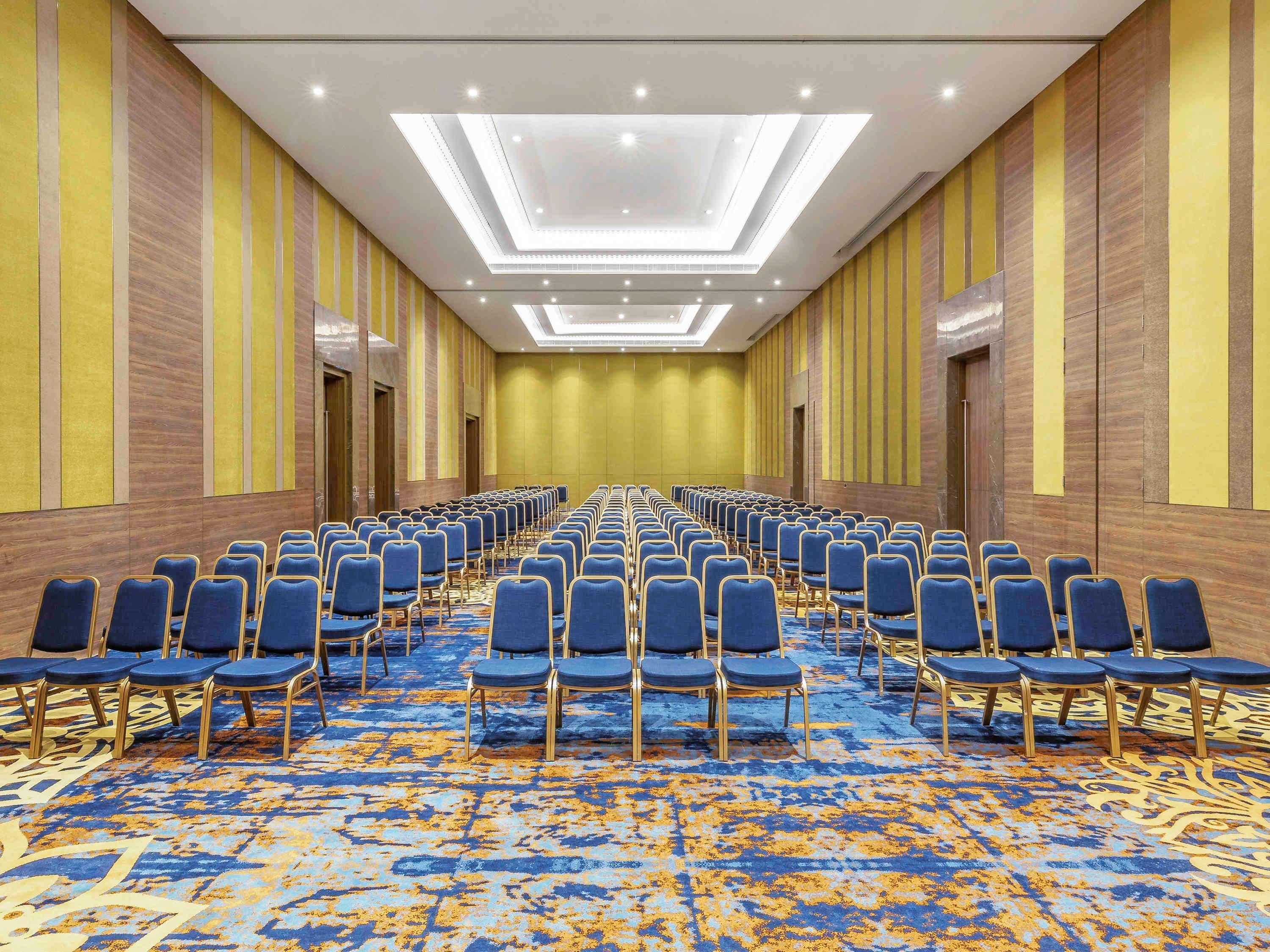 Grand Mercure Ahmedabad Gift City - An Accor Hotels Brand Gandhinagar Exterior photo