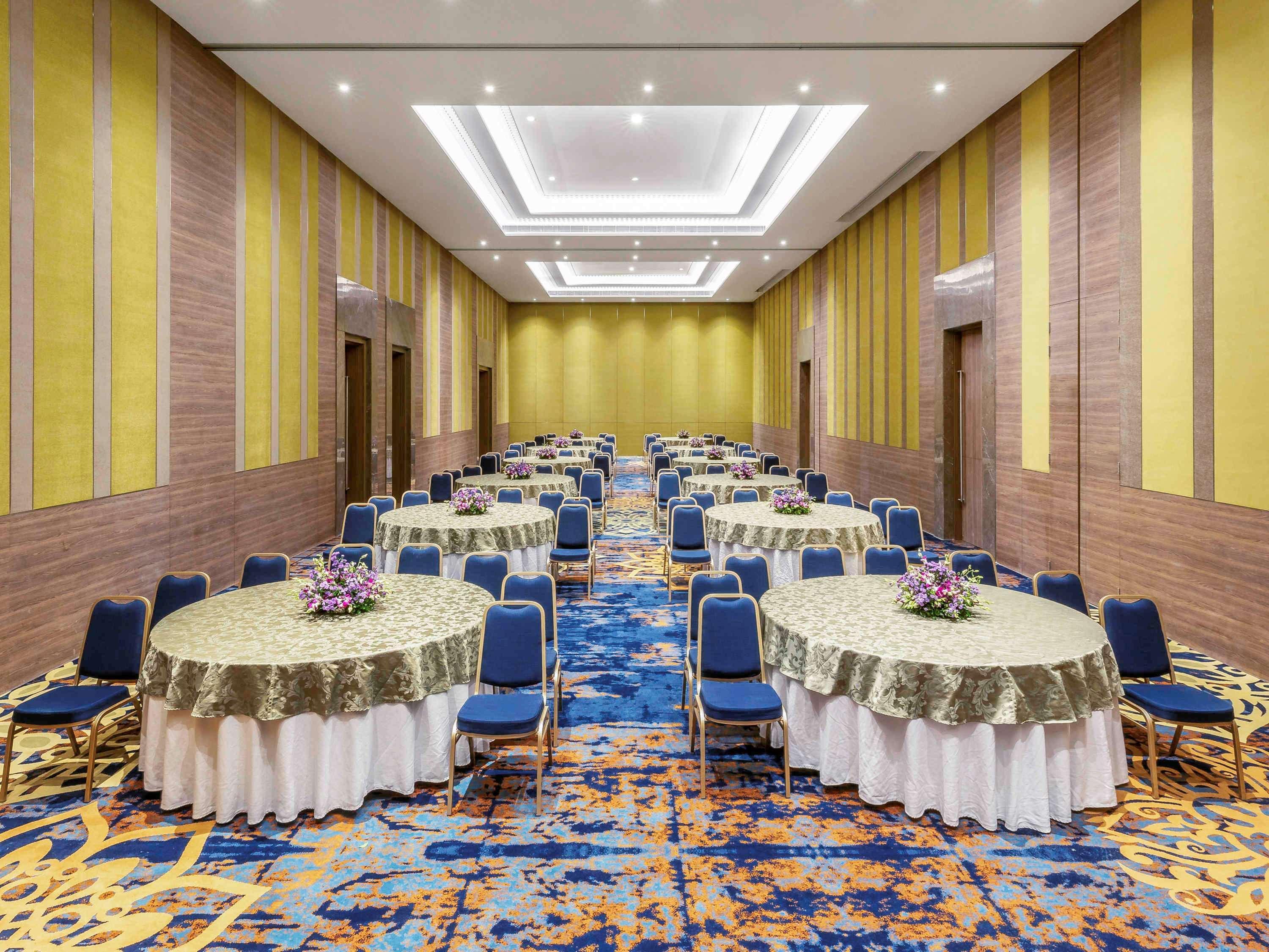 Grand Mercure Ahmedabad Gift City - An Accor Hotels Brand Gandhinagar Exterior photo