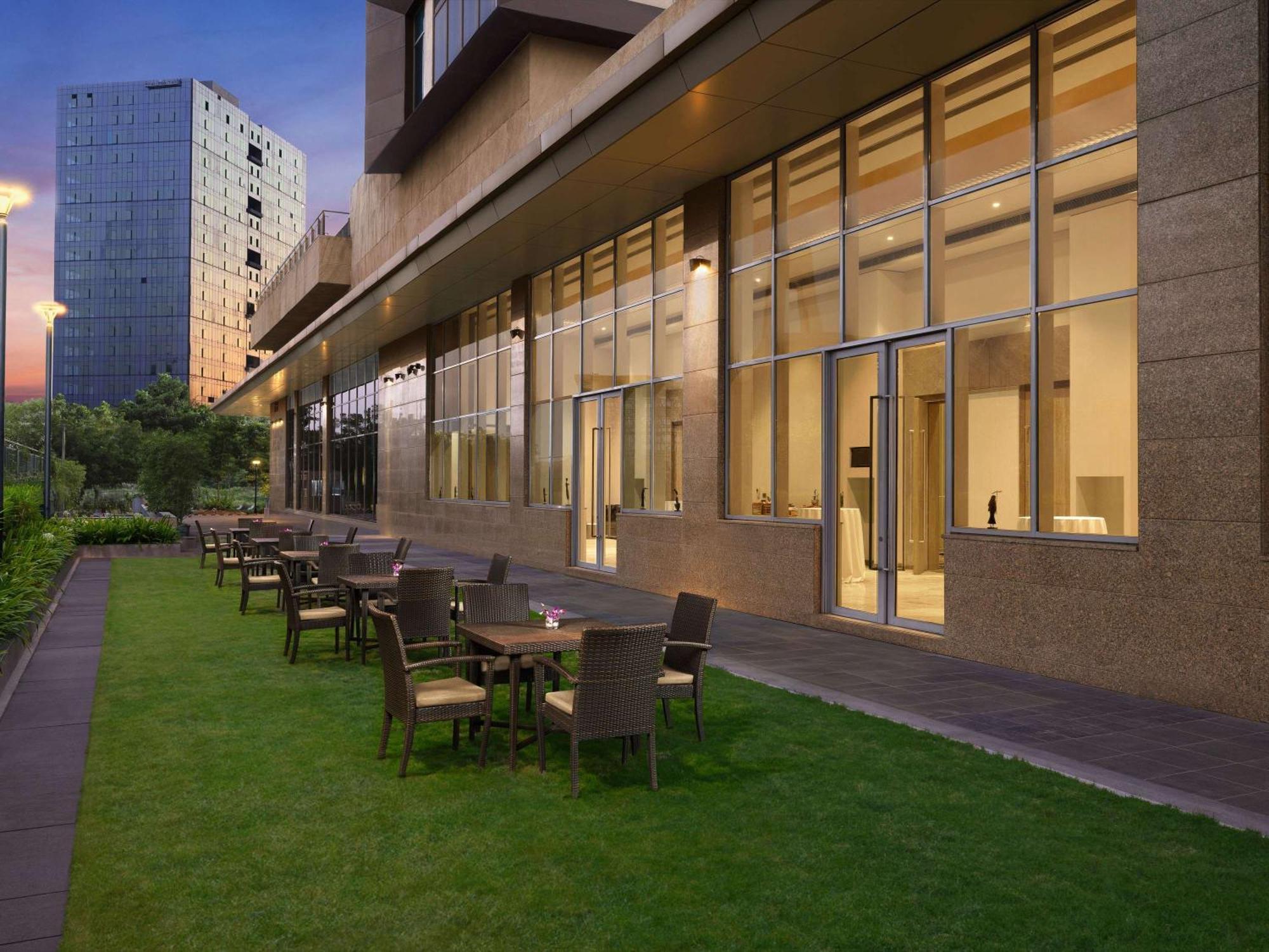 Grand Mercure Ahmedabad Gift City - An Accor Hotels Brand Gandhinagar Exterior photo