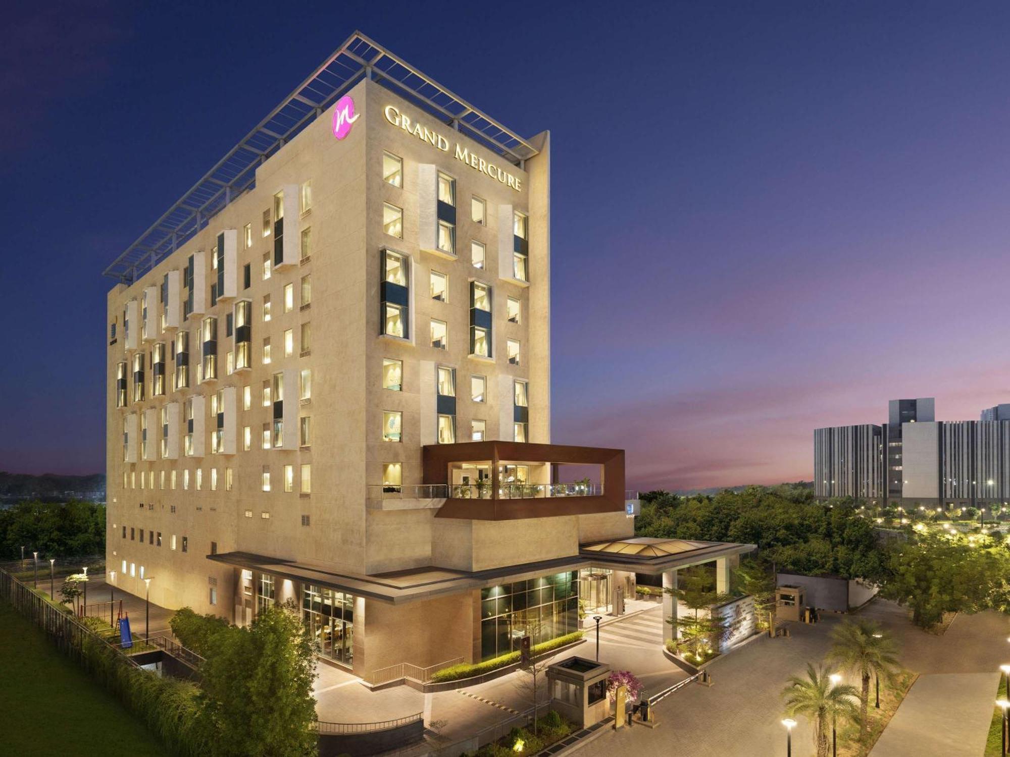 Grand Mercure Ahmedabad Gift City - An Accor Hotels Brand Gandhinagar Exterior photo