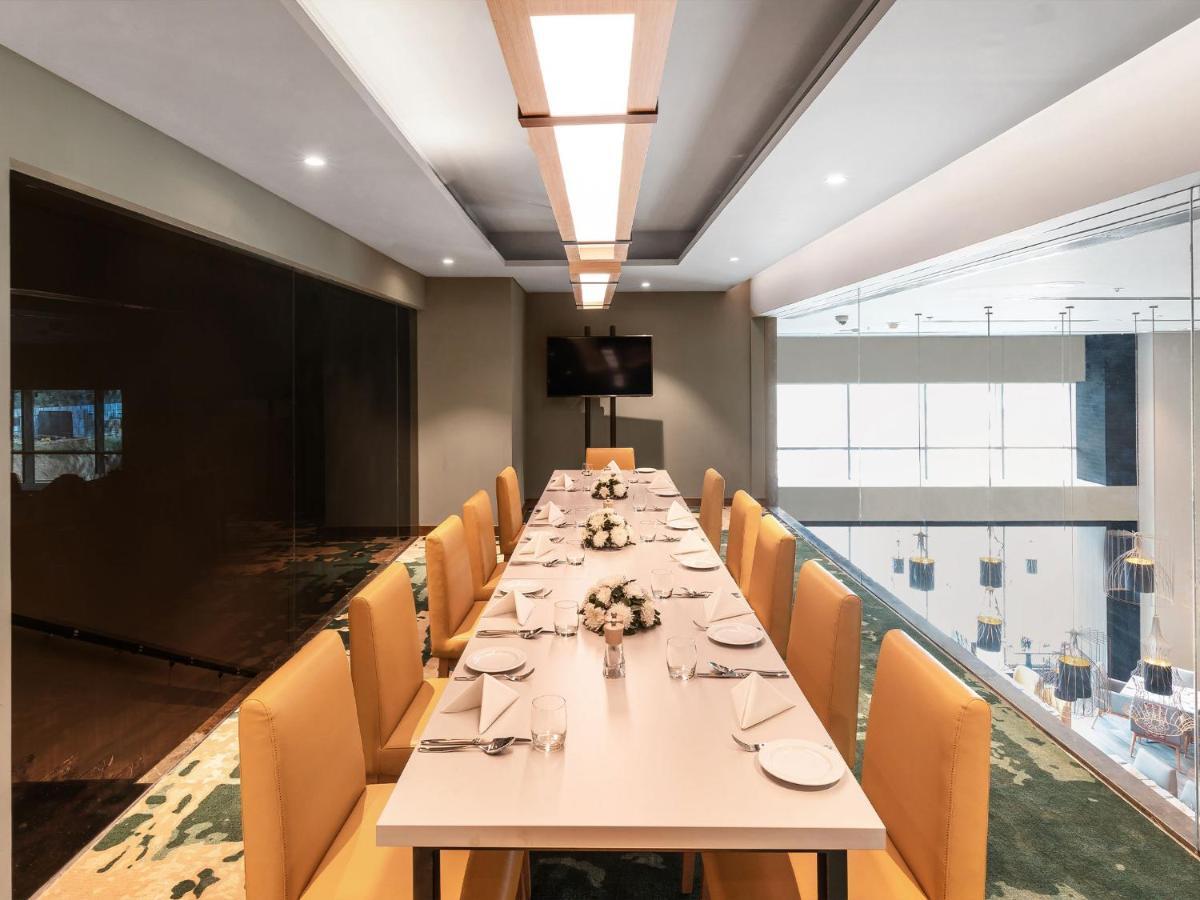 Grand Mercure Ahmedabad Gift City - An Accor Hotels Brand Gandhinagar Exterior photo