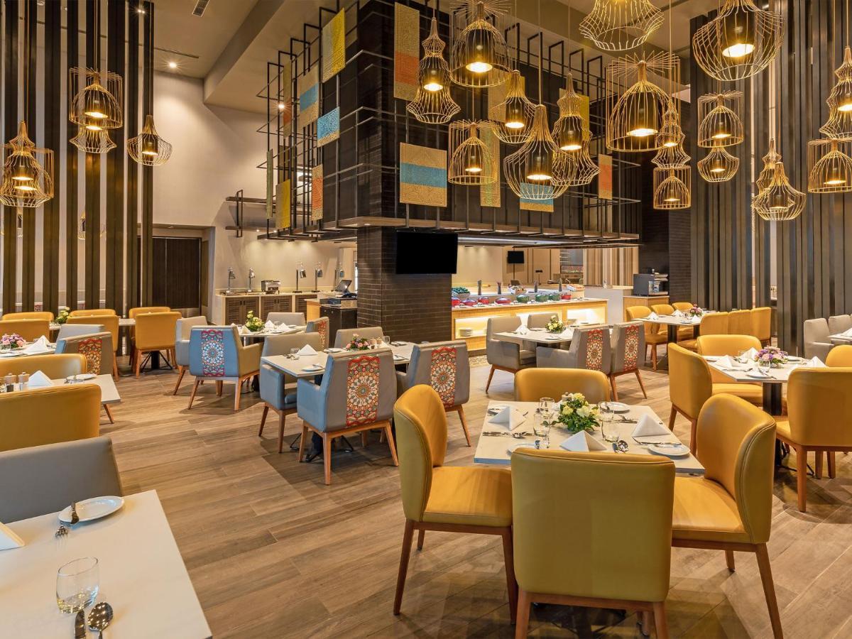 Grand Mercure Ahmedabad Gift City - An Accor Hotels Brand Gandhinagar Exterior photo
